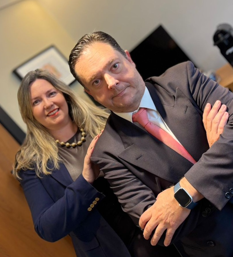 Home Advogados Daniel e Livia Tonon da Arrivederci Brasil